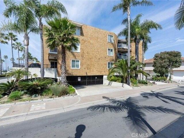Condo for sale in Newport Beach Condo for sale in Newport Beach