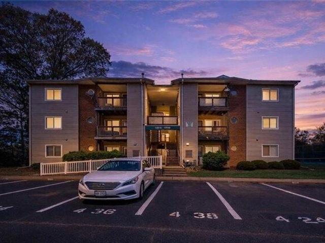 Condo for sale in Virginia