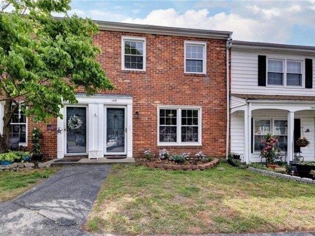 Condo for sale in Virginia