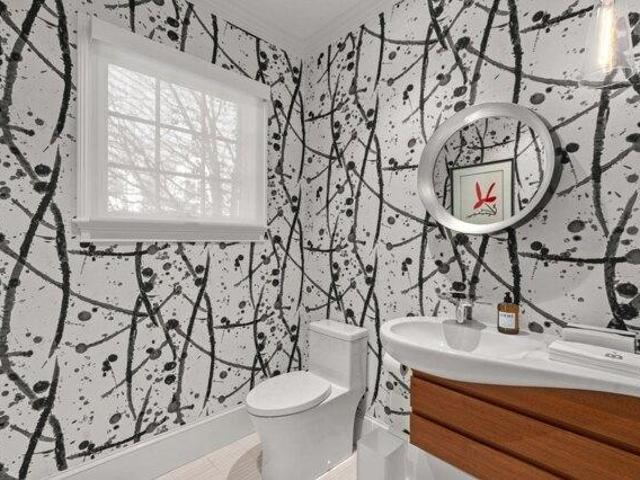 Condo for sale in Thompsonville, Newton