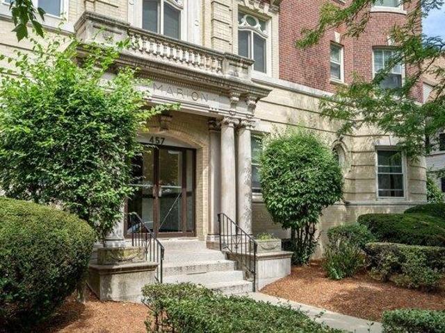 Condo for sale in Auburndale, Massachusetts