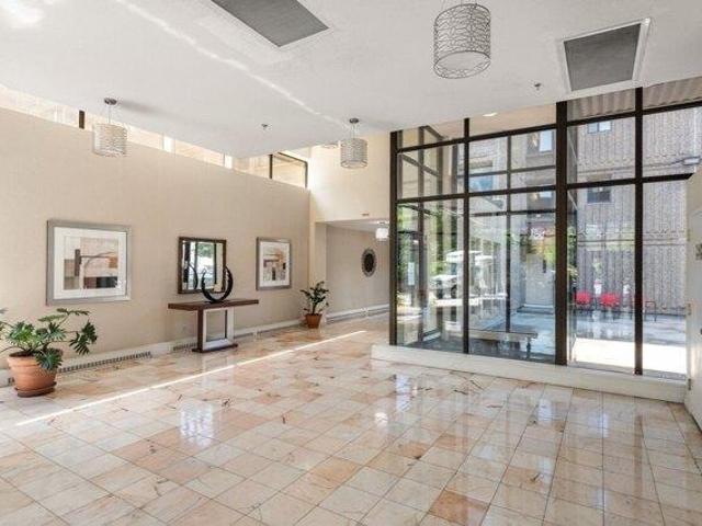 Condo for sale in Thompsonville, Newton