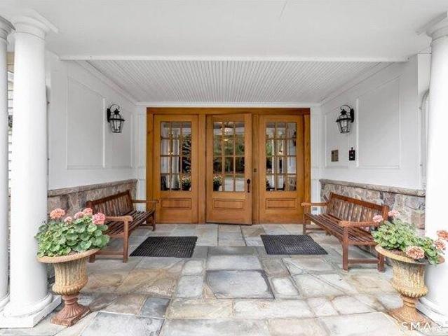 Condo for sale in Newtown, Western Connecticut Planning Region