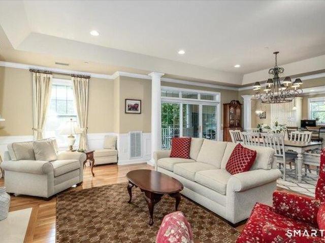 Condo for sale in Newtown, Western Connecticut Planning Region