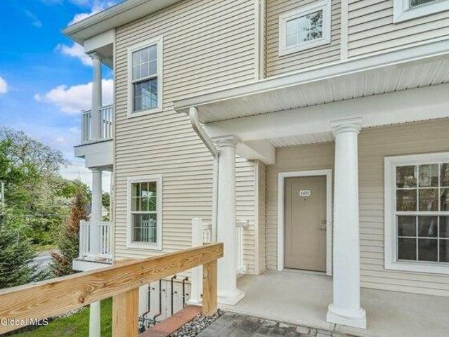 Condo for sale in Niskayuna