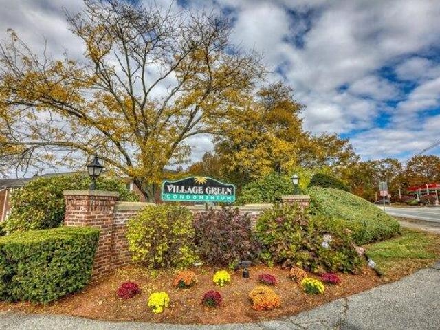 Condo for sale in North Andover, Essex County