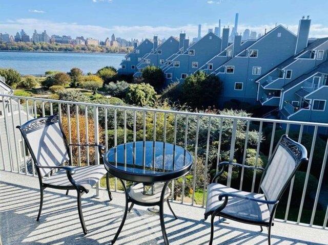 Condo for sale in North Bergen