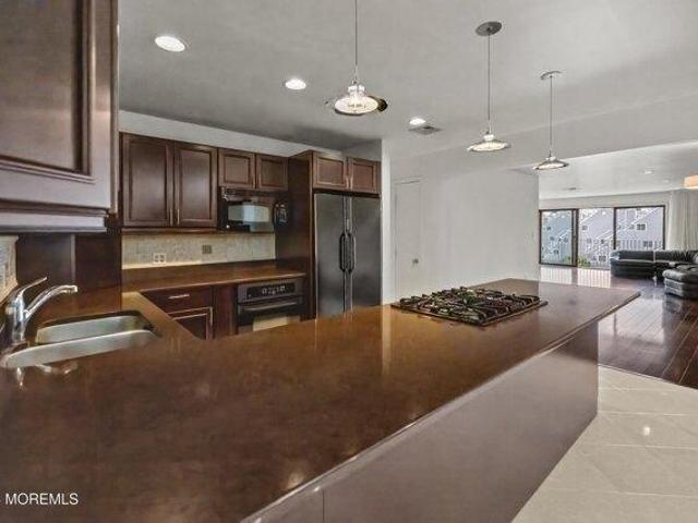 Condo for sale in Hudson, New Jersey