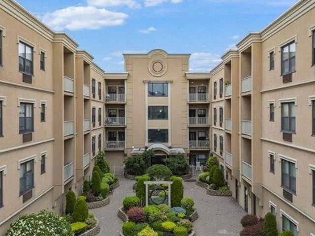 Condo for sale in North Bergen