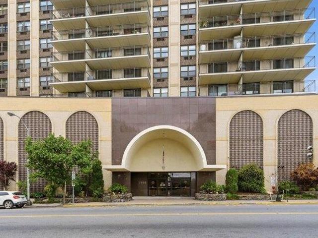 Condo for sale in Hudson, New Jersey