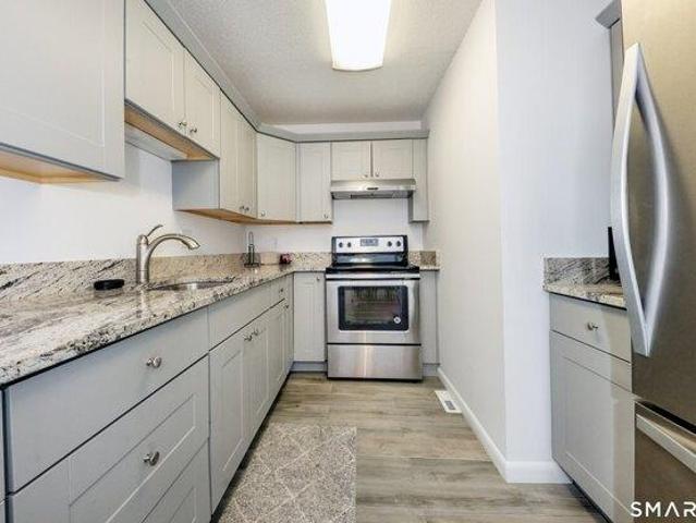 Condo for sale in North Branford, Connecticut