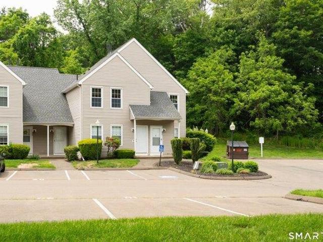 Condo for sale in North Branford, Connecticut