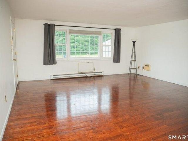 Condo for sale in North Branford, Connecticut