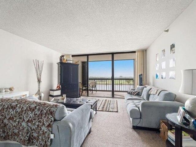Condo for sale in North Palm Beach, Florida