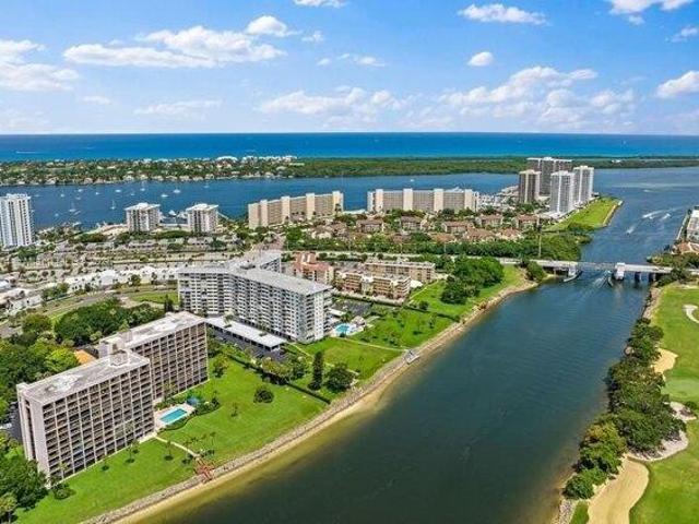 Condo for sale in North Palm Beach, Florida