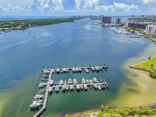 Condo for sale in North Palm Beach, Florida