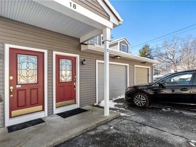 Condo for sale in North Providence, Rhode Island