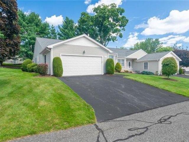 Condo for sale in North Providence, Rhode Island