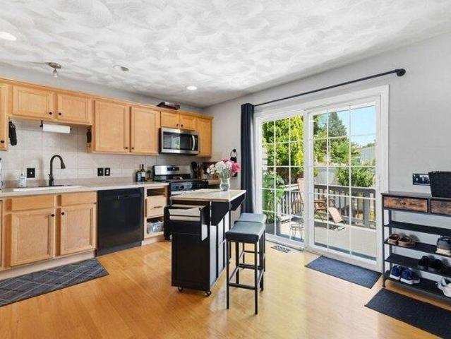 Condo for sale in North Providence, Rhode Island