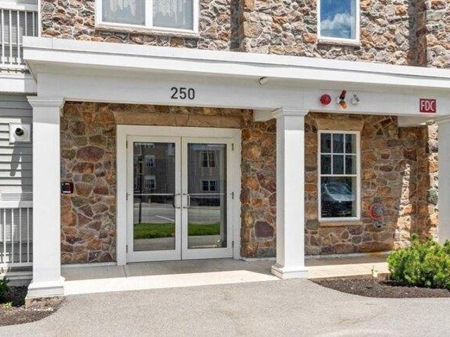 Condo for sale in North Reading, Massachusetts