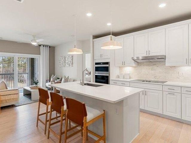 Condo for sale in North Reading, Middlesex County