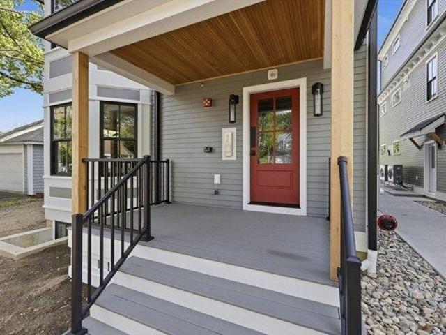 Condo for sale in Florence
