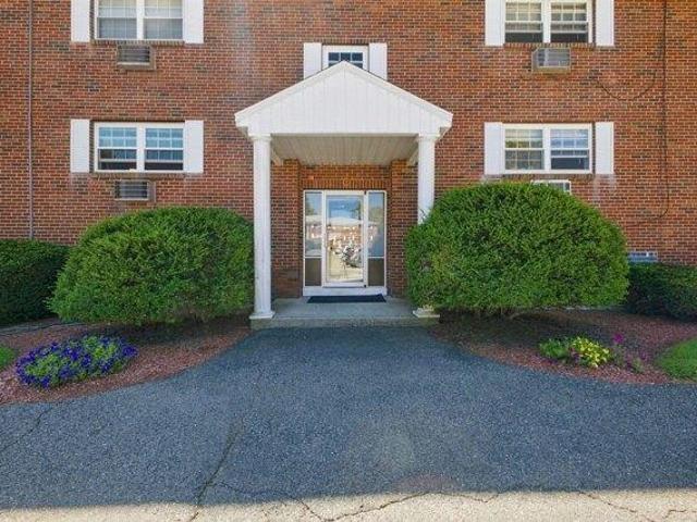 Condo for sale in Northborough, Massachusetts
