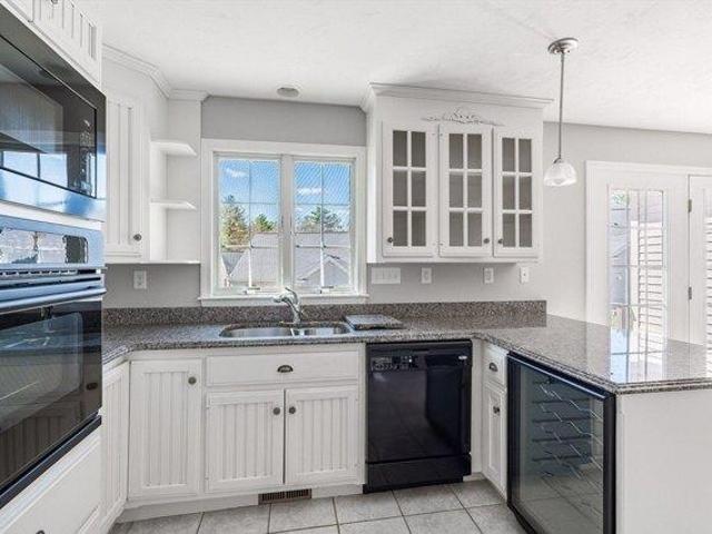 Condo for sale in Northbridge, Massachusetts