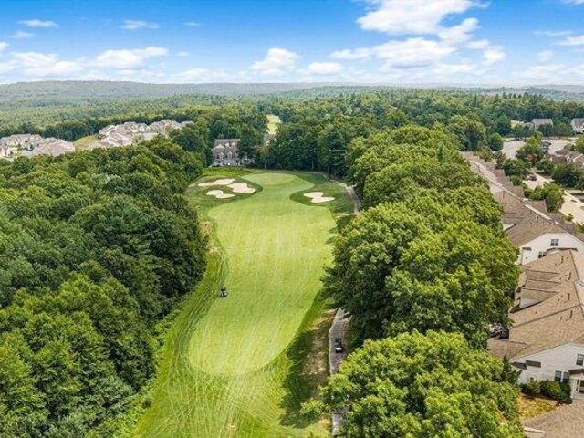 Condo for sale in Northbridge, Massachusetts