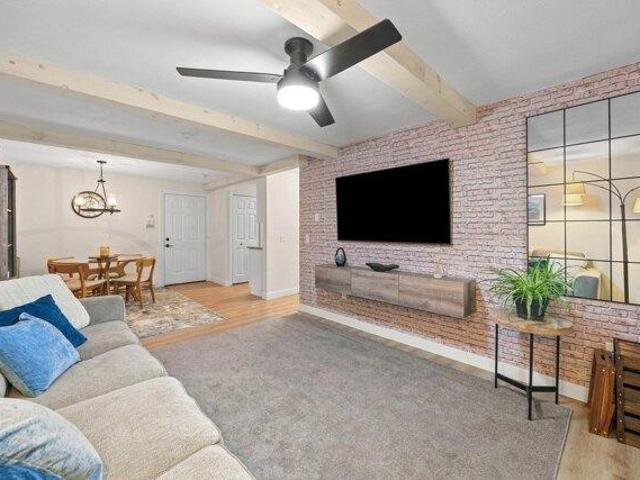 Condo for sale in Whitinsville, Northbridge