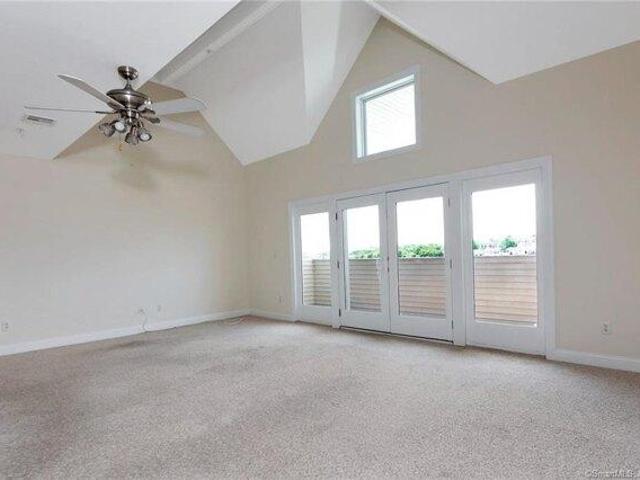 Condo for sale in Norwalk, Connecticut