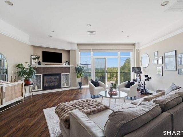 Condo for sale in Norwich, Connecticut