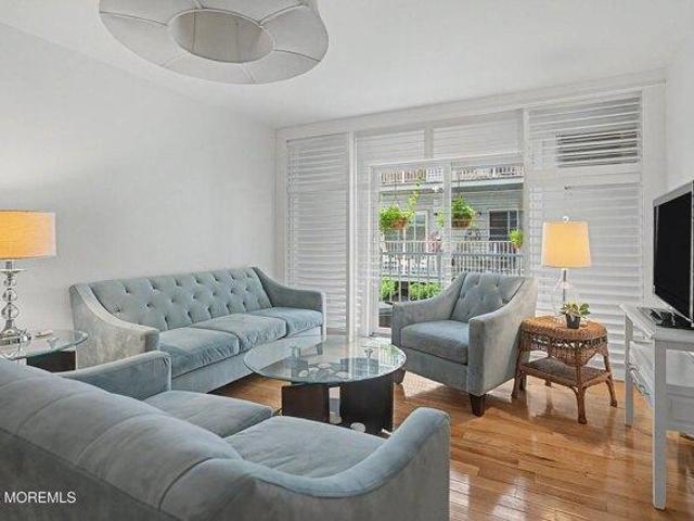 Condo for sale in Monmouth, New Jersey