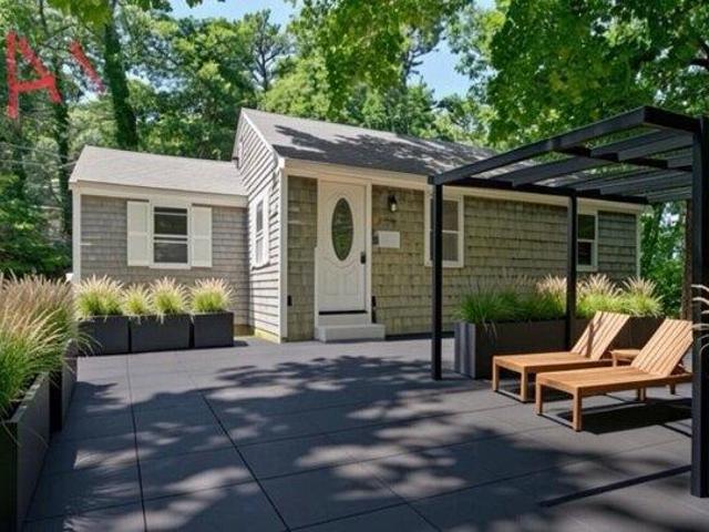 Condo for sale in South Orleans, Orleans