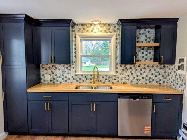 Condo for sale in North Oxford, Massachusetts