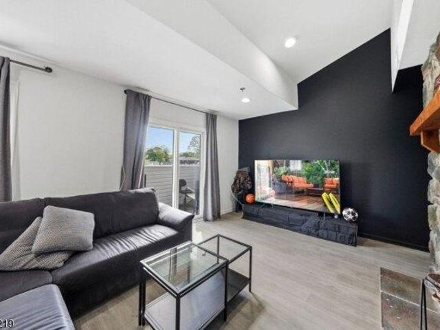 Condo for sale in Passaic, New Jersey