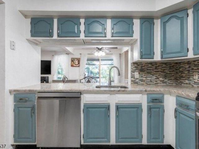 Condo for sale in Passaic, New Jersey