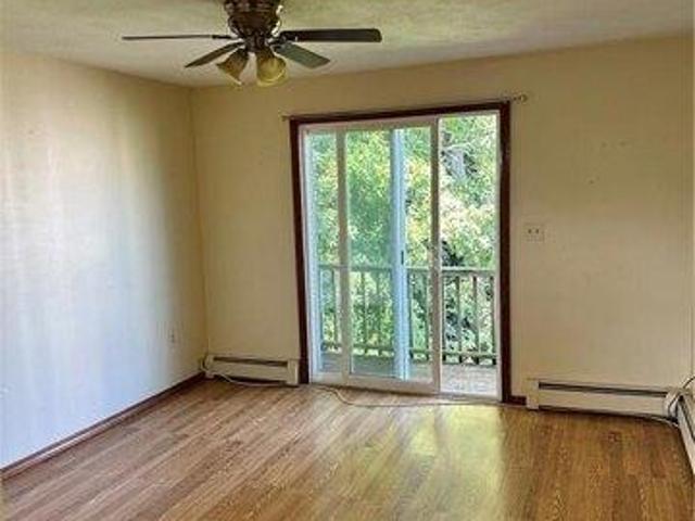 Condo for sale in Fairlawn, Pawtucket