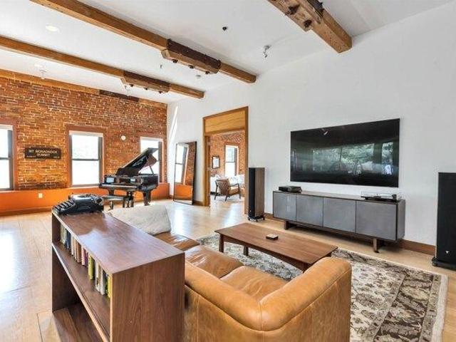 Condo for sale in New Hampshire