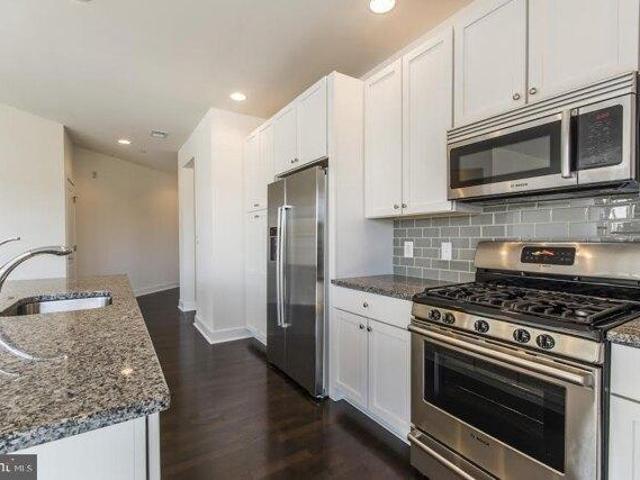 Condo for sale in South Philadelphia, Philadelphia
