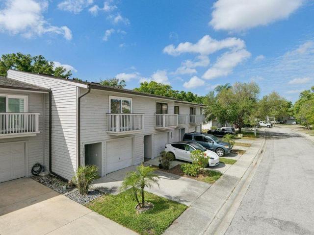 Condo for sale in Pinellas Park, Florida