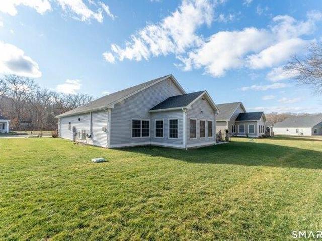Condo for sale in Plainfield, Connecticut