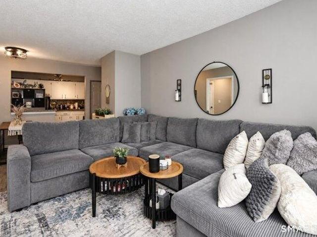 Condo for sale in Plainville, Capitol Planning Region