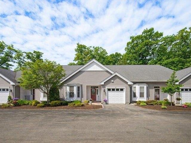 Condo for sale in Plainville, Massachusetts