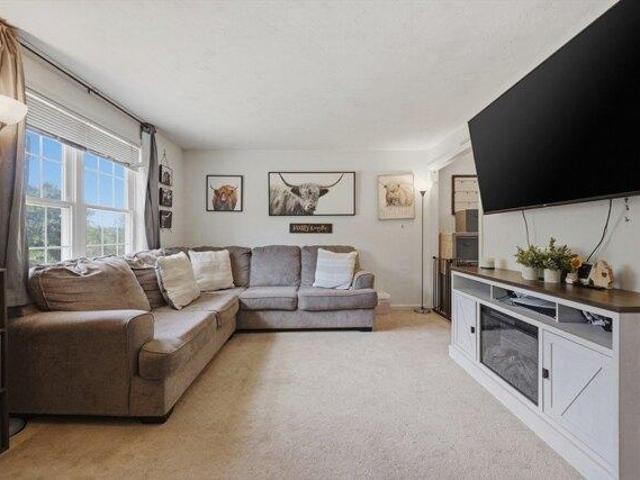 Condo for sale in Plainville, Massachusetts