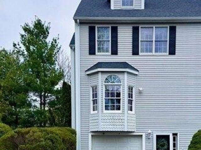 Condo for sale in Plainville, Massachusetts