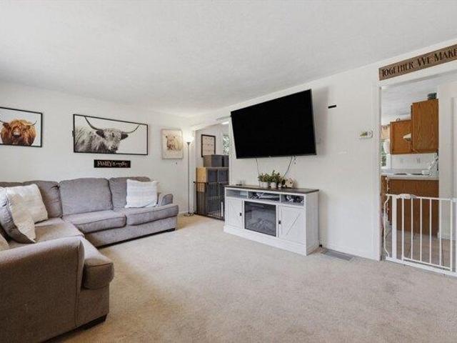 Condo for sale in Plainville, Massachusetts