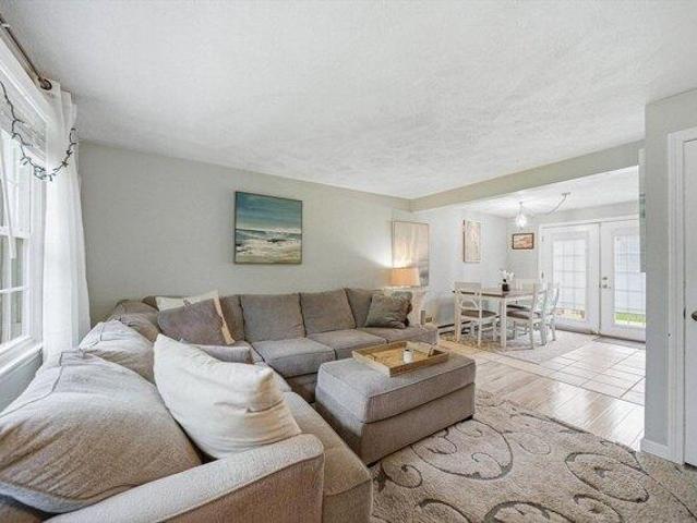 Condo for sale in Plainville, Massachusetts