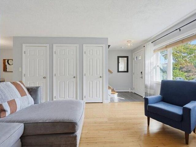 Condo for sale in Wilkins Four Corners, Plainville