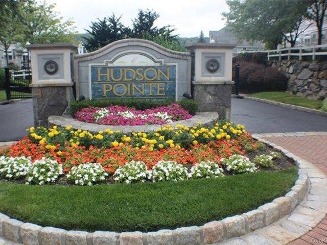 Condo for sale in Poughkeepsie, New York